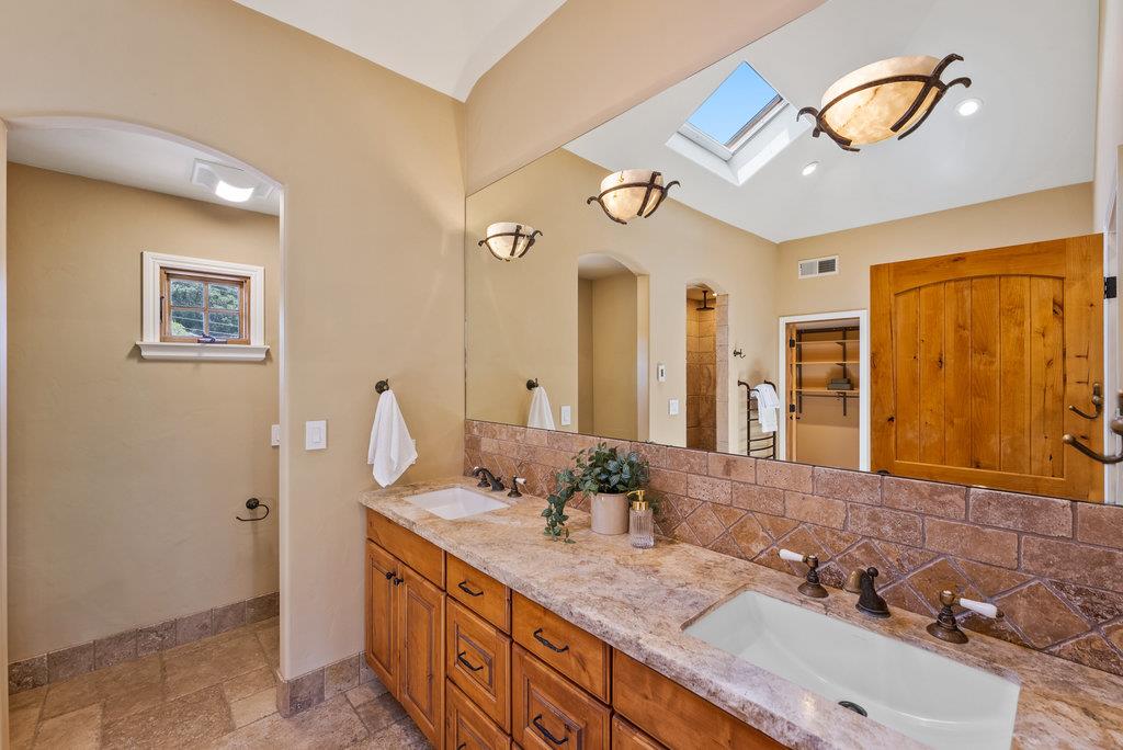Detail Gallery Image 43 of 80 For 221 Sunset Ter, Scotts Valley,  CA 95066 - 4 Beds | 3/1 Baths