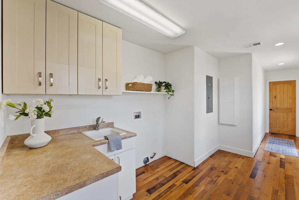Detail Gallery Image 61 of 80 For 221 Sunset Ter, Scotts Valley,  CA 95066 - 4 Beds | 3/1 Baths