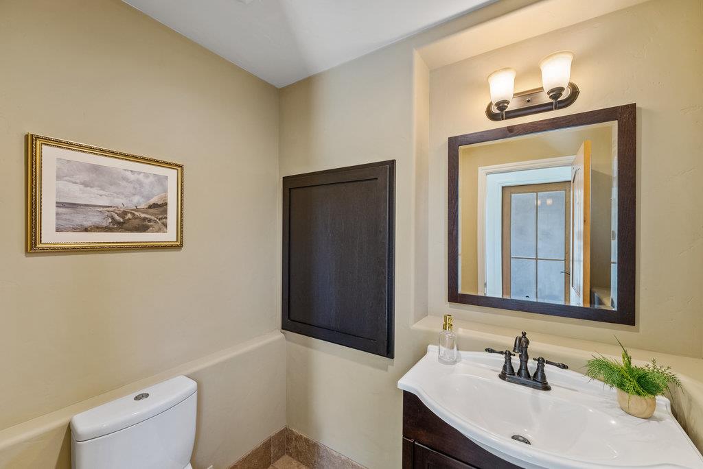 Detail Gallery Image 63 of 80 For 221 Sunset Ter, Scotts Valley,  CA 95066 - 4 Beds | 3/1 Baths