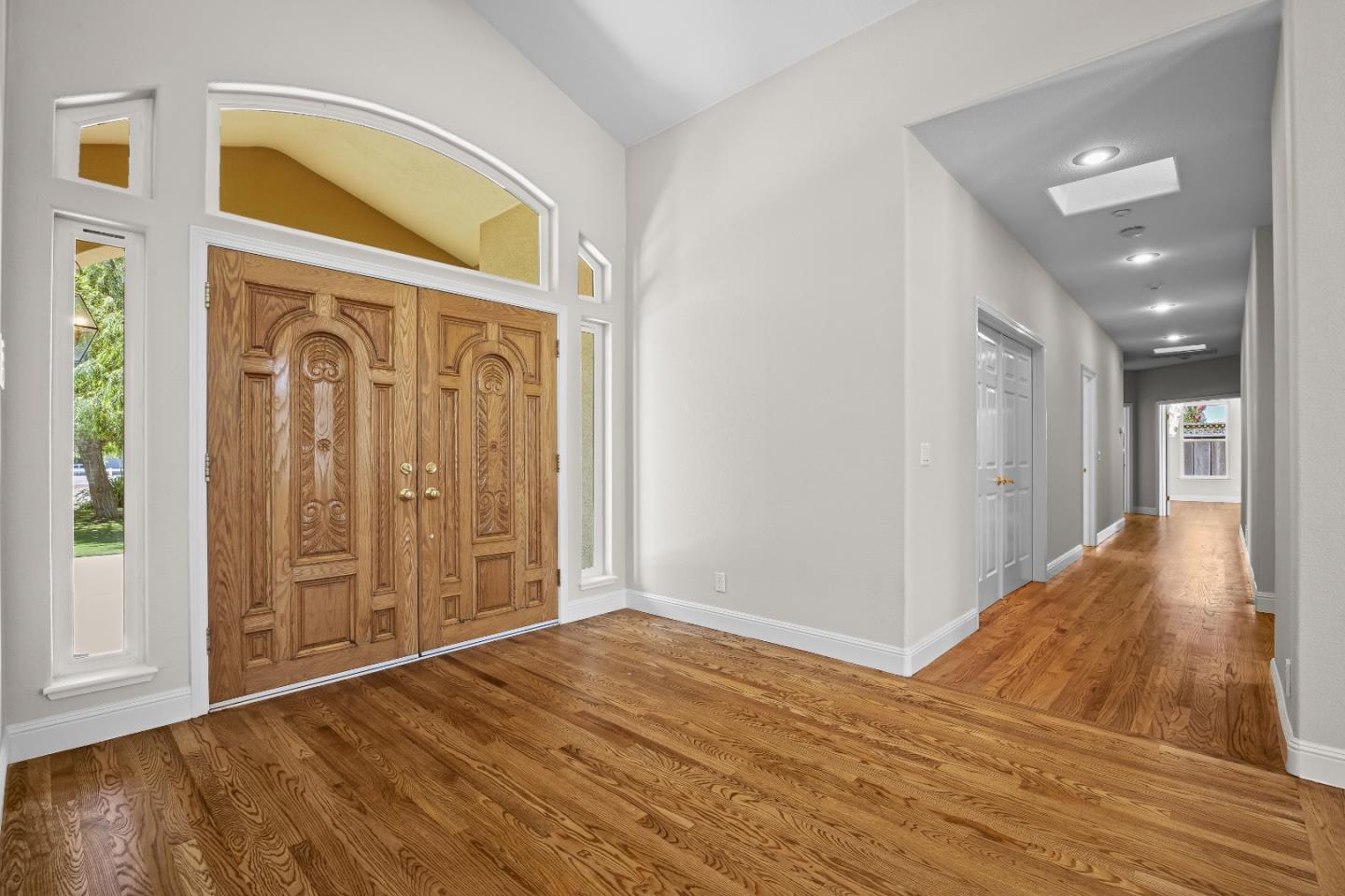 Detail Gallery Image 5 of 82 For 12320 Highland Estates Ln, San Martin,  CA 95046 - 6 Beds | 6 Baths
