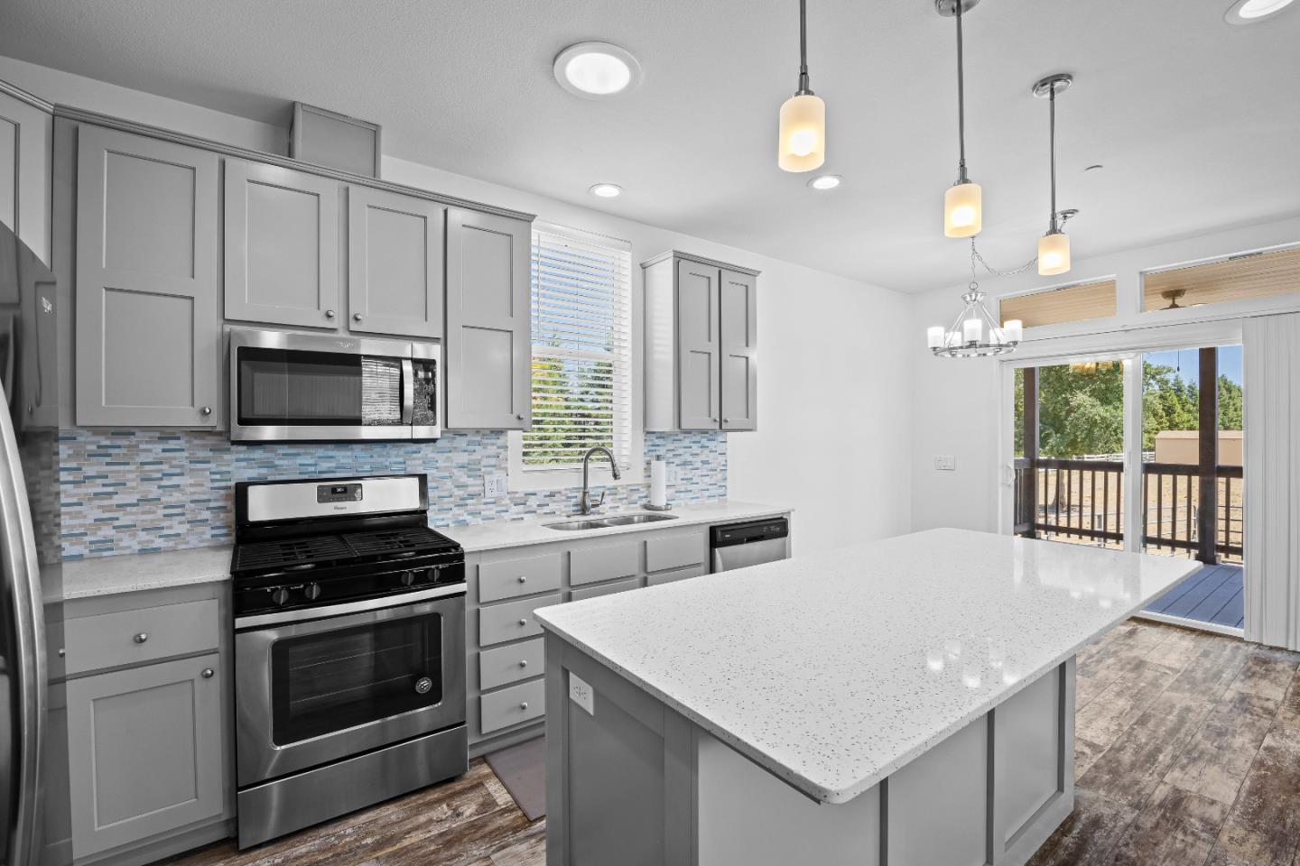 Detail Gallery Image 50 of 82 For 12320 Highland Estates Ln, San Martin,  CA 95046 - 6 Beds | 6 Baths