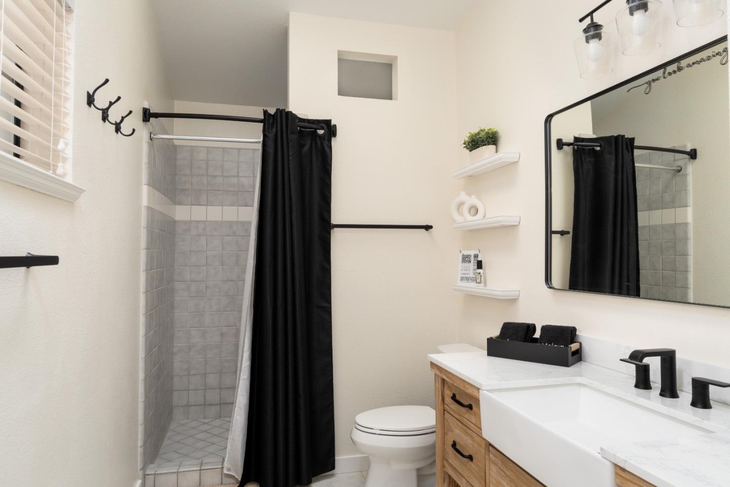 Detail Gallery Image 16 of 27 For 5729 Juarez Rd, Pollock Pines,  CA 95726 - 3 Beds | 3 Baths