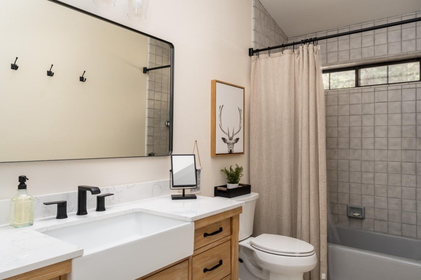Detail Gallery Image 19 of 27 For 5729 Juarez Rd, Pollock Pines,  CA 95726 - 3 Beds | 3 Baths
