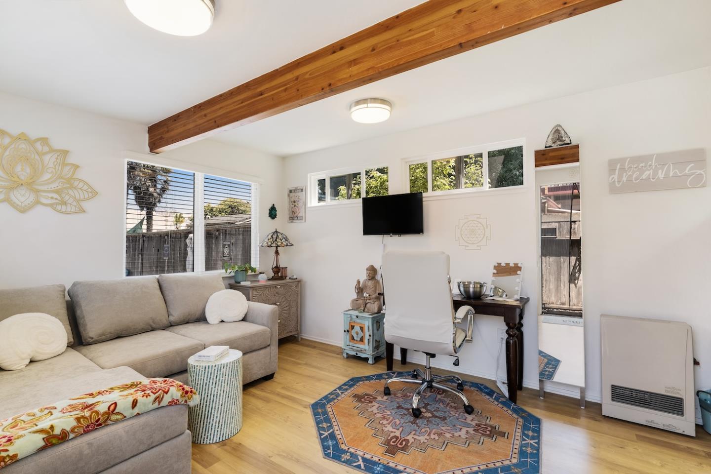 Detail Gallery Image 22 of 45 For 390 36th Ave, Santa Cruz,  CA 95062 - 4 Beds | 3 Baths