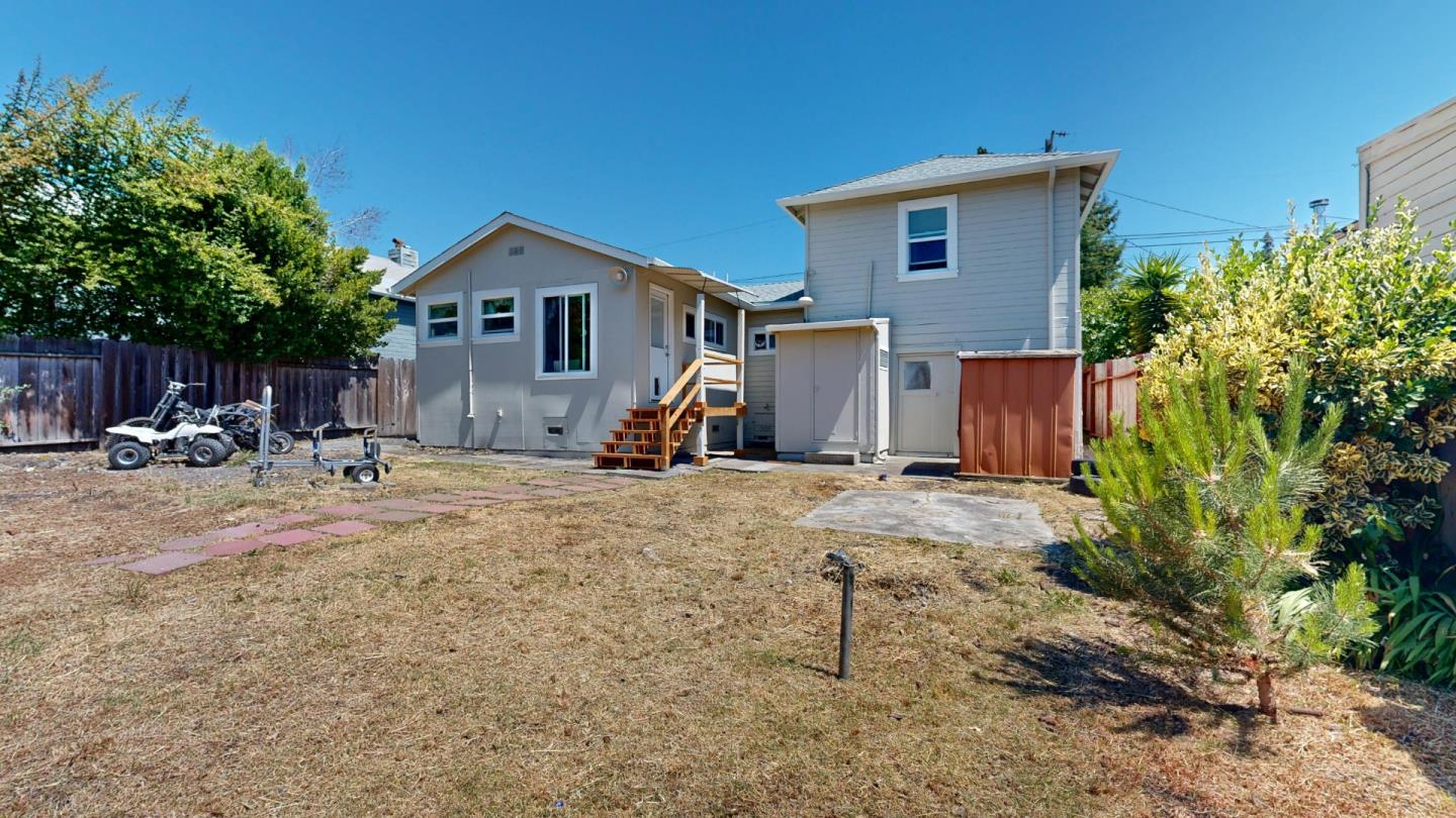 Detail Gallery Image 26 of 30 For 3939 Edgemoor Pl, Oakland,  CA 94605 - 2 Beds | 1/1 Baths