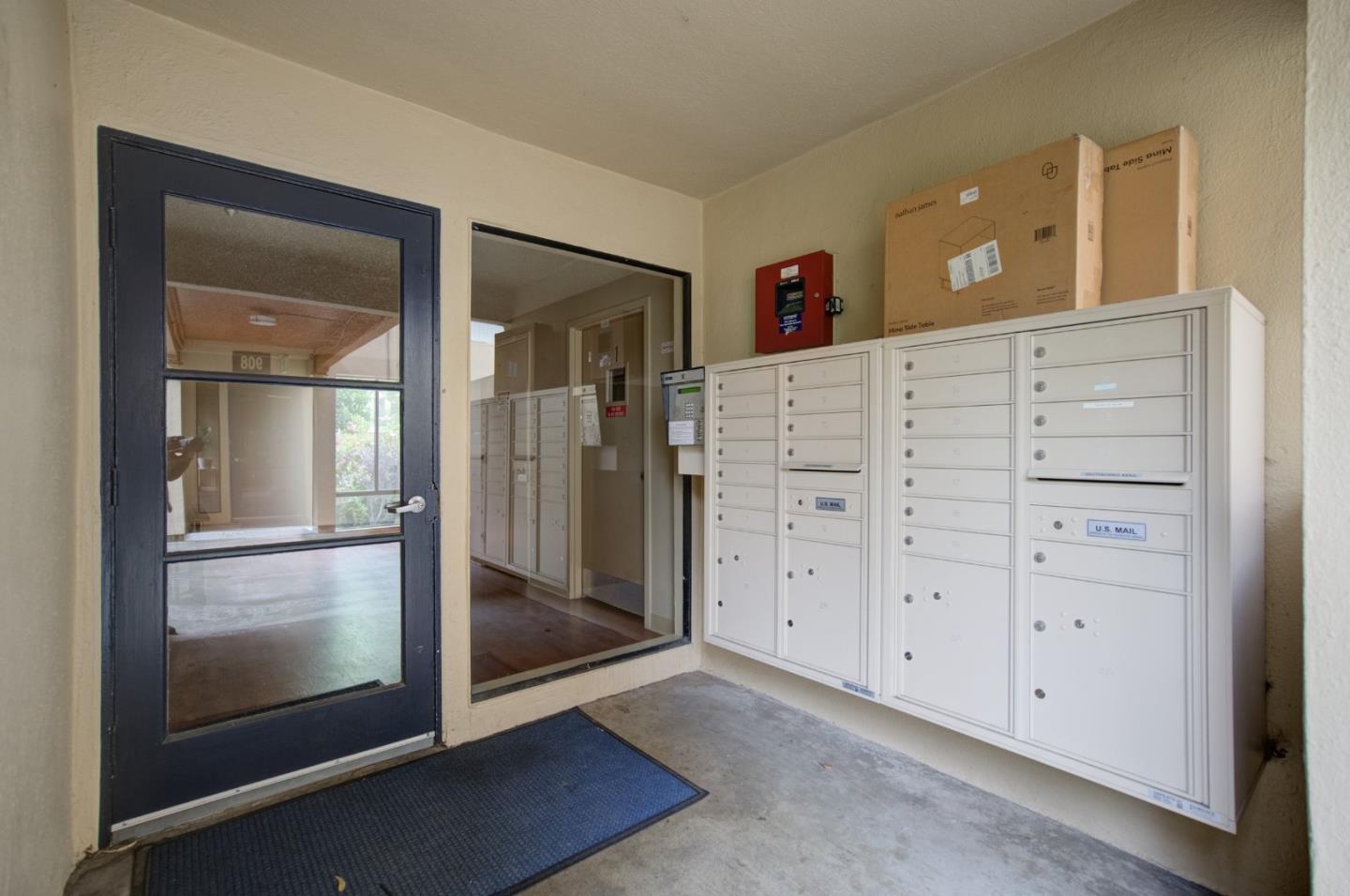Detail Gallery Image 2 of 32 For 910 Beach Park Blvd #106,  Foster City,  CA 94404 - 2 Beds | 2 Baths
