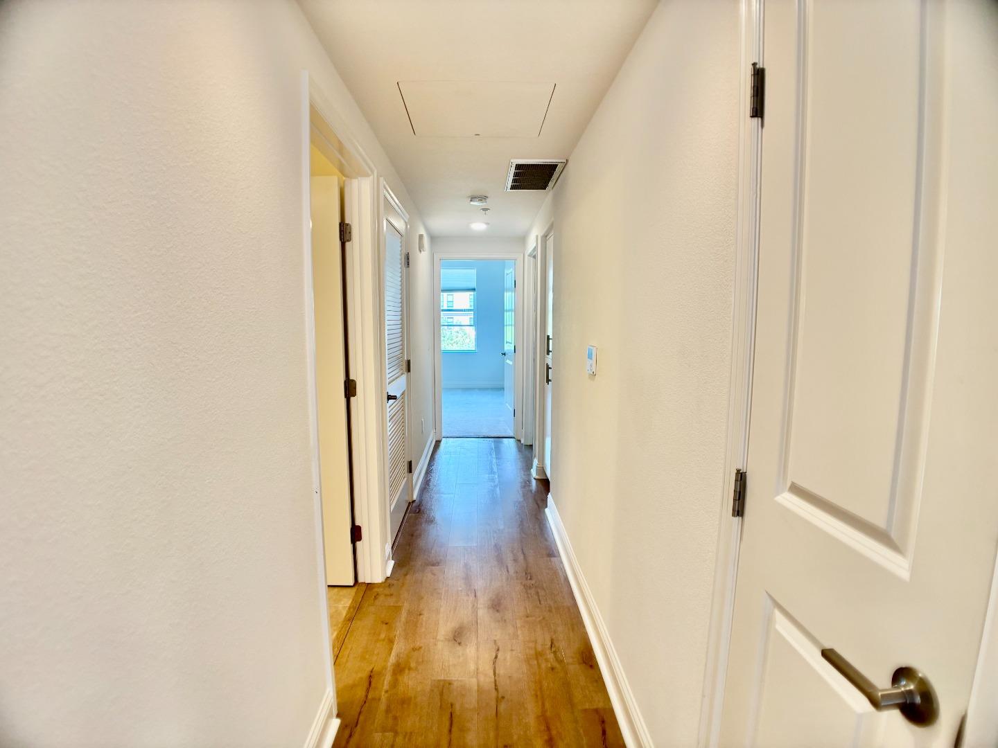 Detail Gallery Image 18 of 30 For 2585 El Camino Real #307,  Santa Clara,  CA 95051 - 3 Beds | 2 Baths