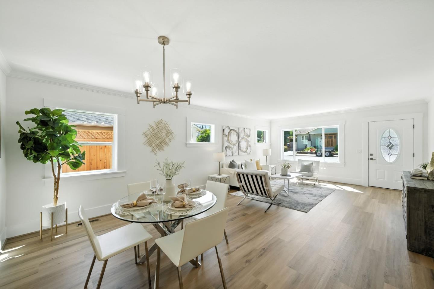 Detail Gallery Image 4 of 24 For 1489 Burrell Ct, San Jose,  CA 95126 - 3 Beds | 2 Baths