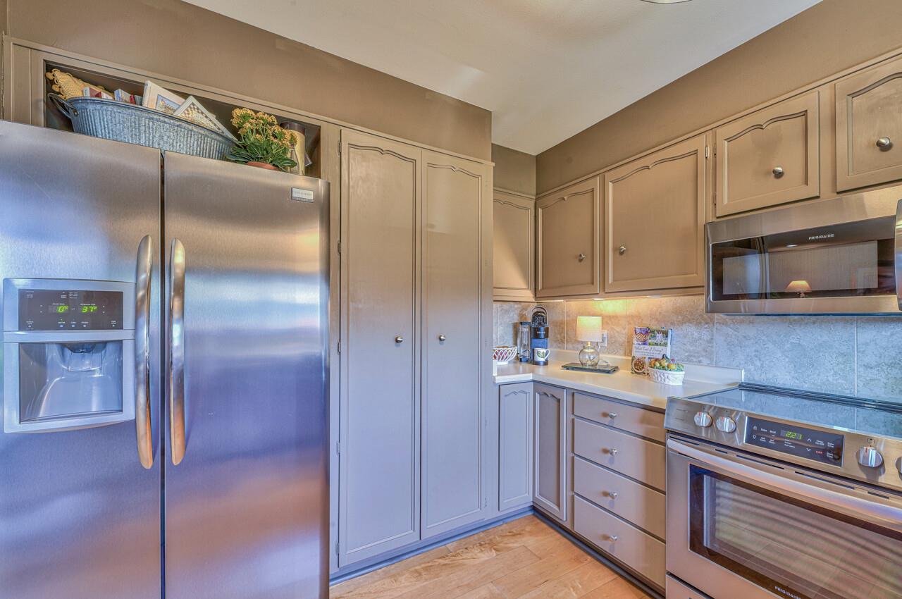 Detail Gallery Image 10 of 39 For 105 Del Mesa Carmel, Carmel,  CA 93923 - 1 Beds | 1 Baths
