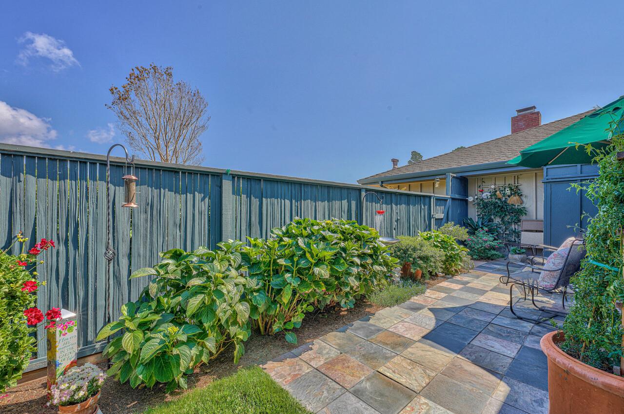 Detail Gallery Image 15 of 39 For 105 Del Mesa Carmel, Carmel,  CA 93923 - 1 Beds | 1 Baths