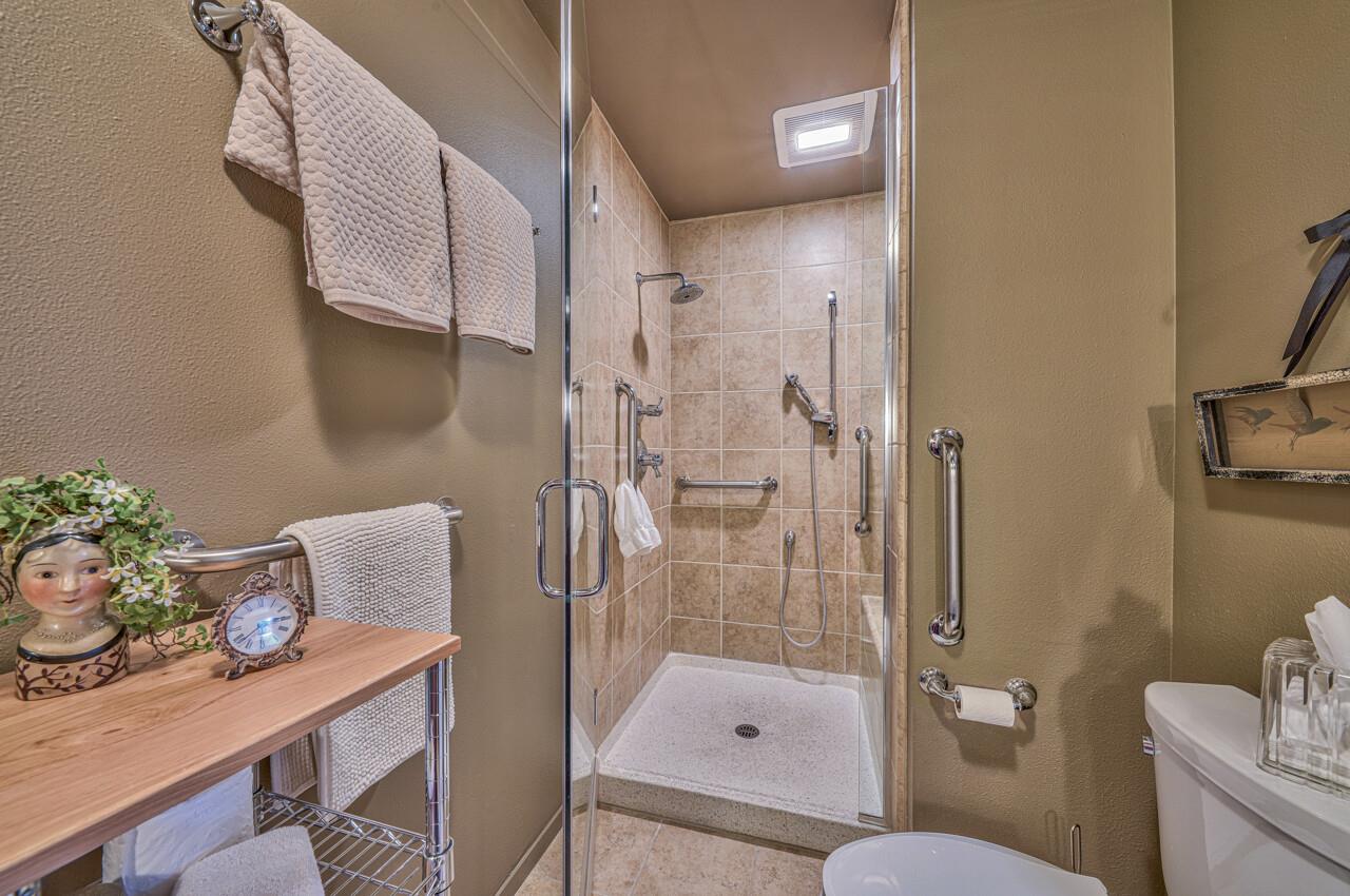 Detail Gallery Image 26 of 39 For 105 Del Mesa Carmel, Carmel,  CA 93923 - 1 Beds | 1 Baths