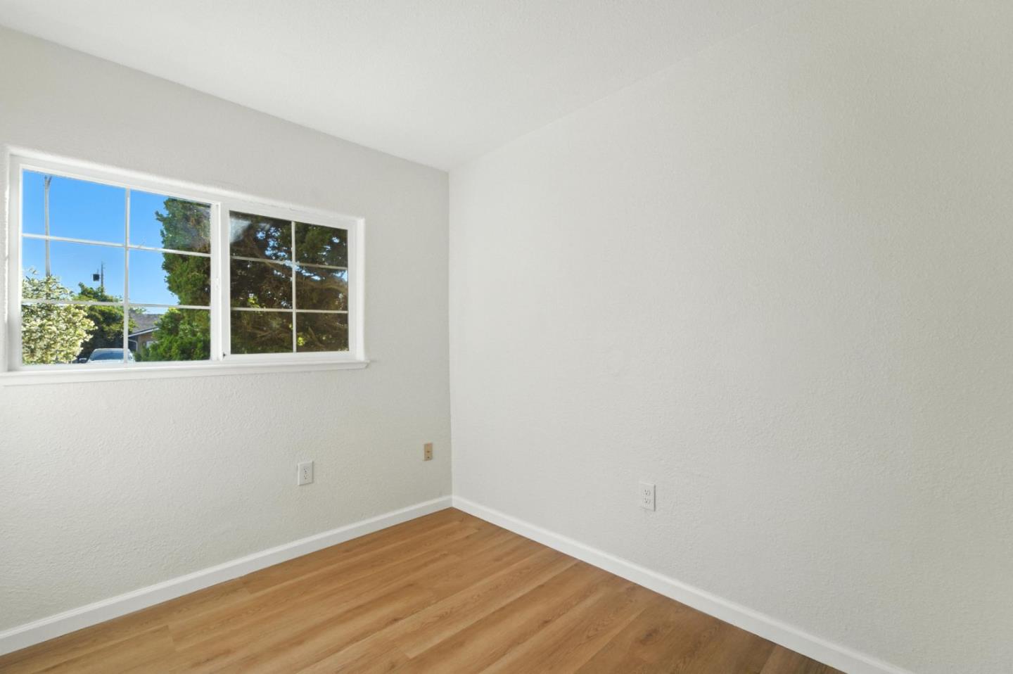 Detail Gallery Image 22 of 35 For 2404 Lucerne Way, San Jose,  CA 95122 - 5 Beds | 3 Baths