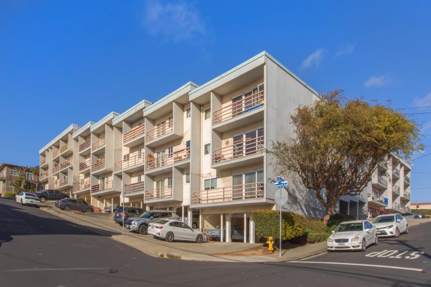 Detail Gallery Image 4 of 63 For 265-273 88th St, Daly City,  CA 94015 - – Beds | – Baths