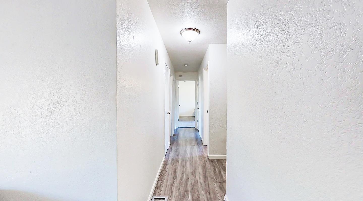 Detail Gallery Image 18 of 43 For 2001 Jerry Ln, Lodi,  CA 95242 - 3 Beds | 2 Baths