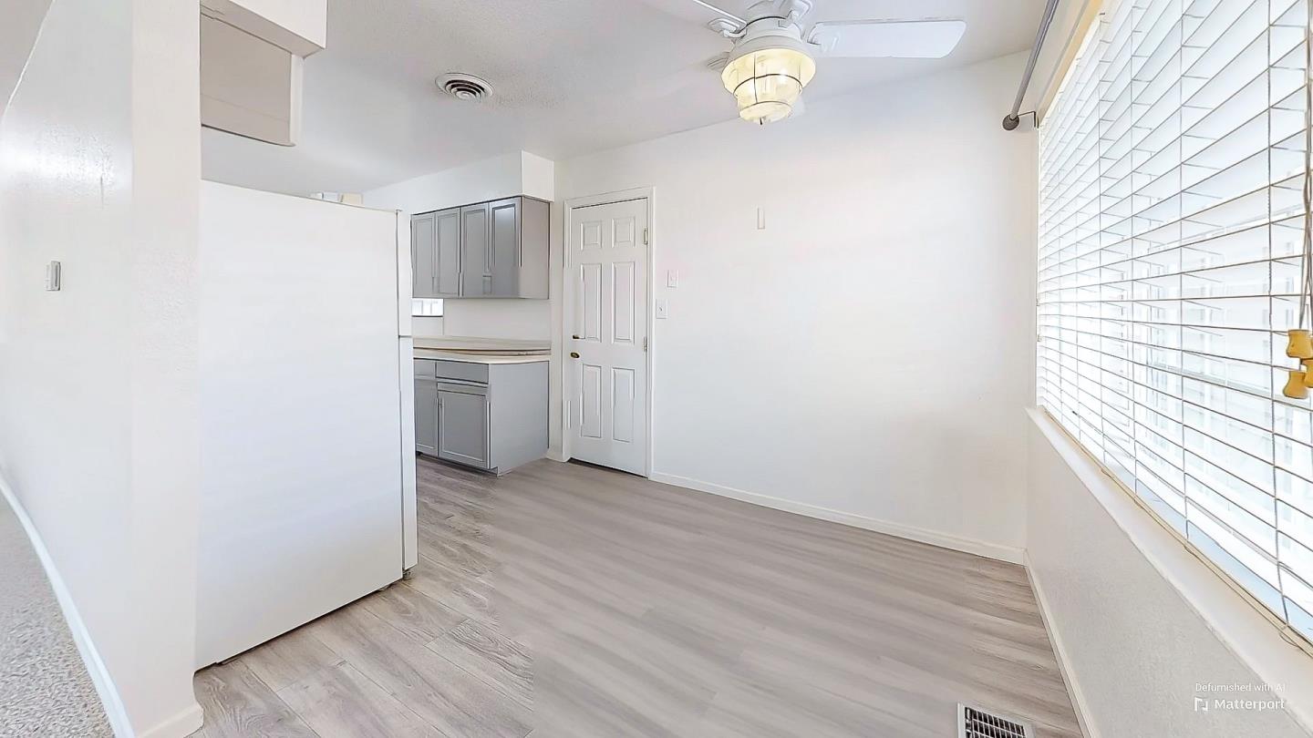 Detail Gallery Image 30 of 43 For 2001 Jerry Ln, Lodi,  CA 95242 - 3 Beds | 2 Baths