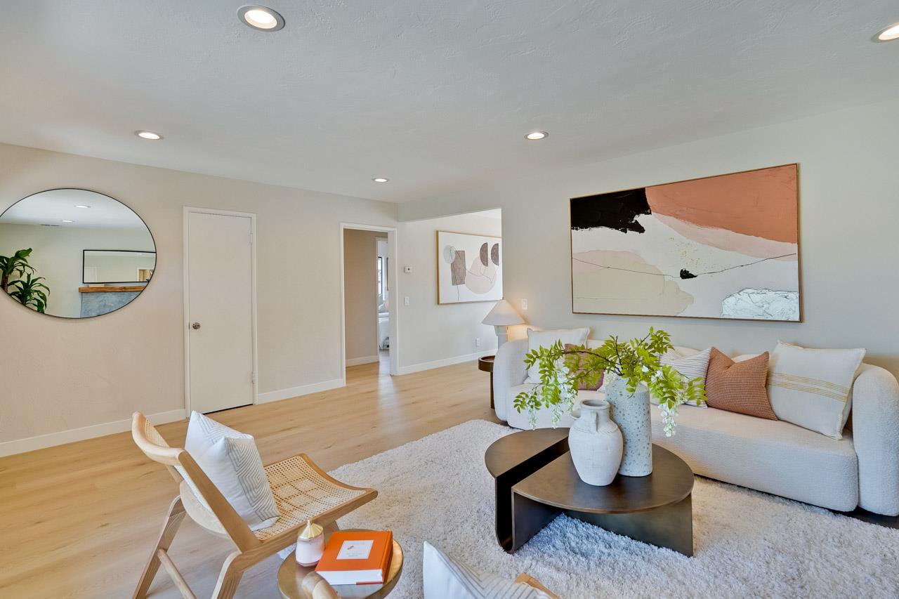 Detail Gallery Image 10 of 62 For 10656 Larry Way, Cupertino,  CA 95014 - 4 Beds | 2 Baths