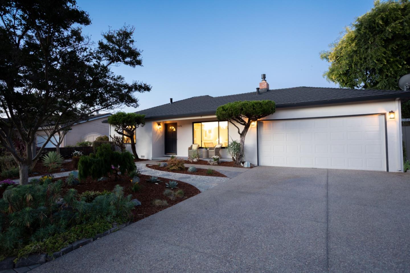Detail Gallery Image 6 of 62 For 10656 Larry Way, Cupertino,  CA 95014 - 4 Beds | 2 Baths