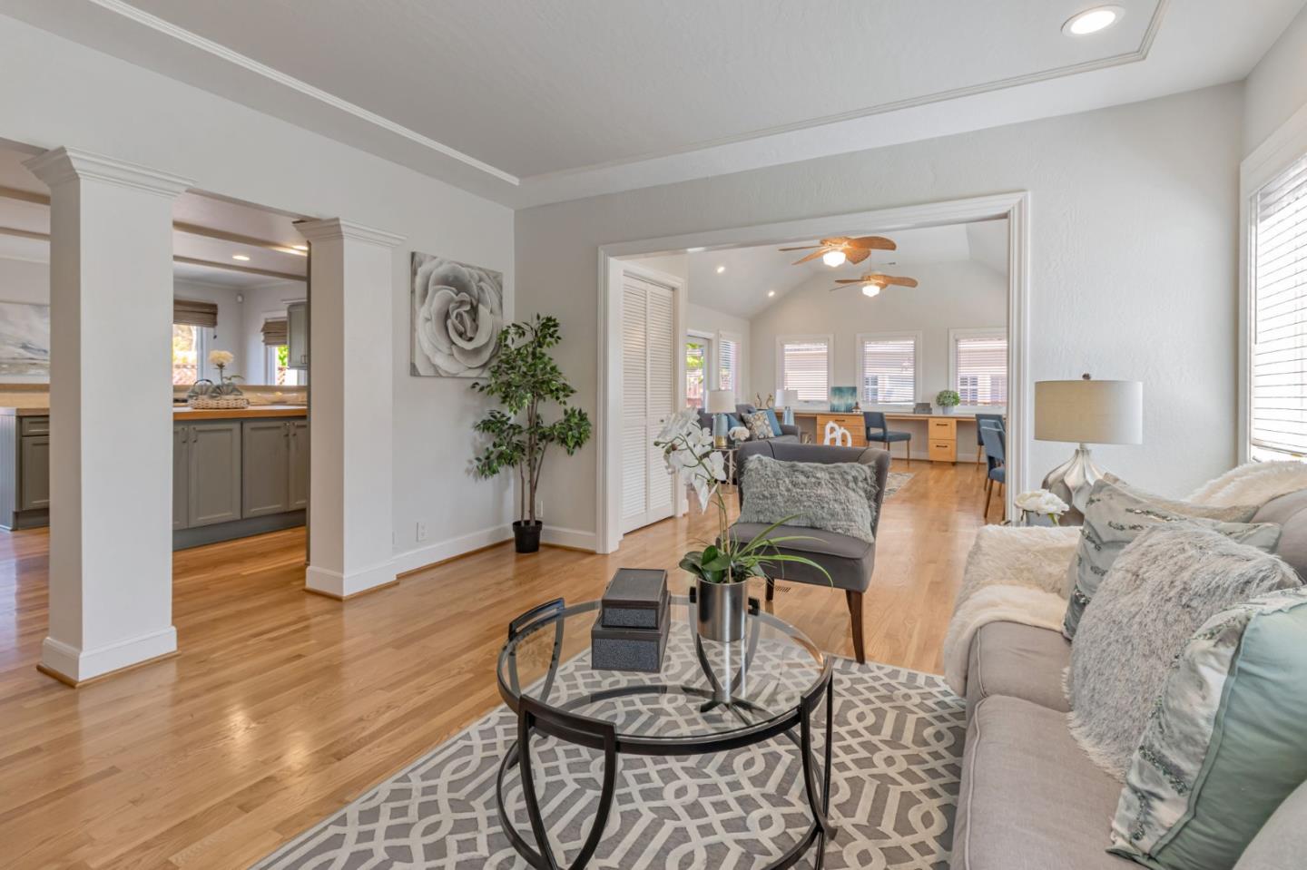Detail Gallery Image 12 of 52 For 1304 Randol Ave, San Jose,  CA 95126 - 4 Beds | 3 Baths