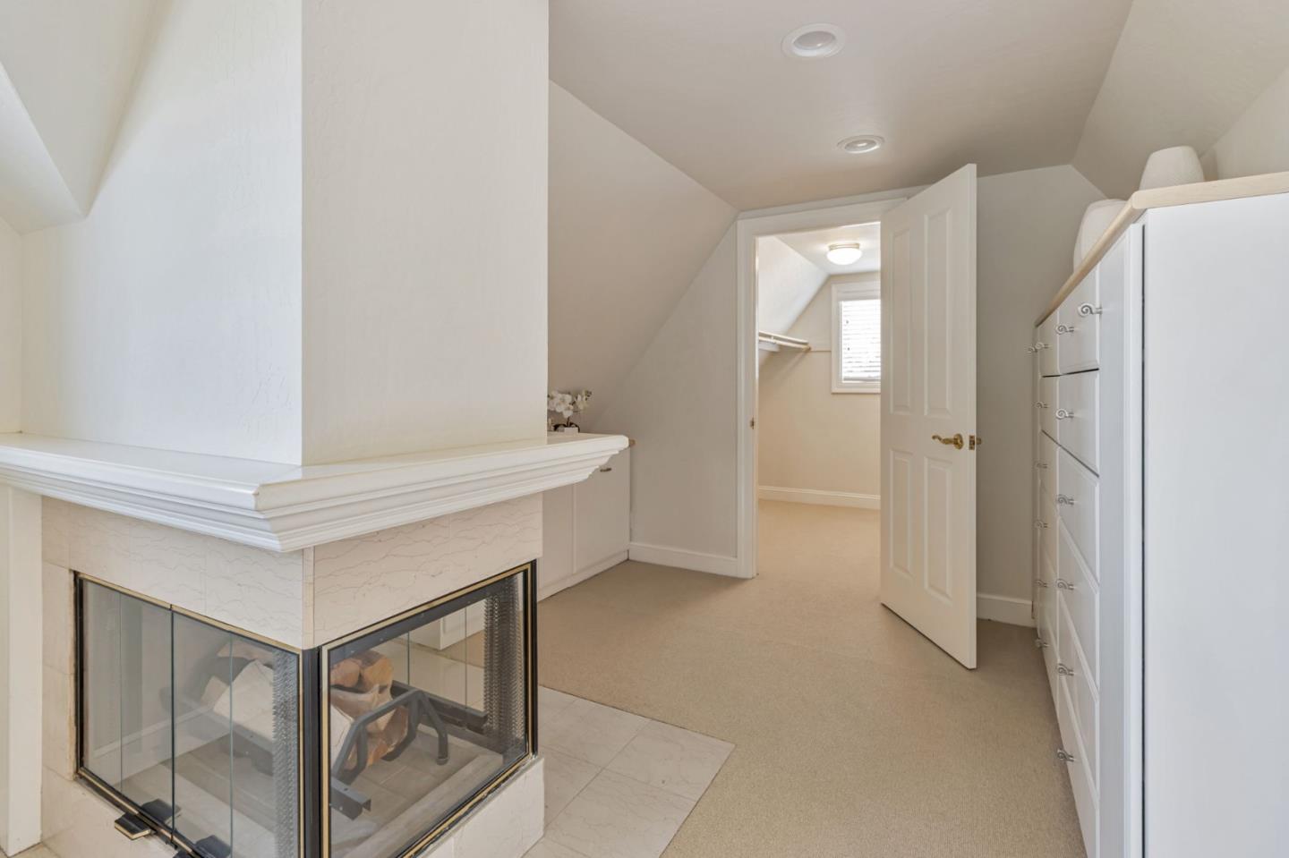 Detail Gallery Image 31 of 52 For 1304 Randol Ave, San Jose,  CA 95126 - 4 Beds | 3 Baths