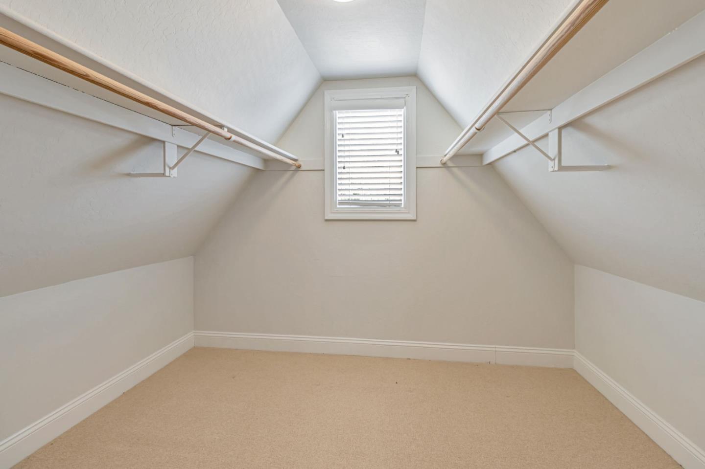 Detail Gallery Image 32 of 52 For 1304 Randol Ave, San Jose,  CA 95126 - 4 Beds | 3 Baths