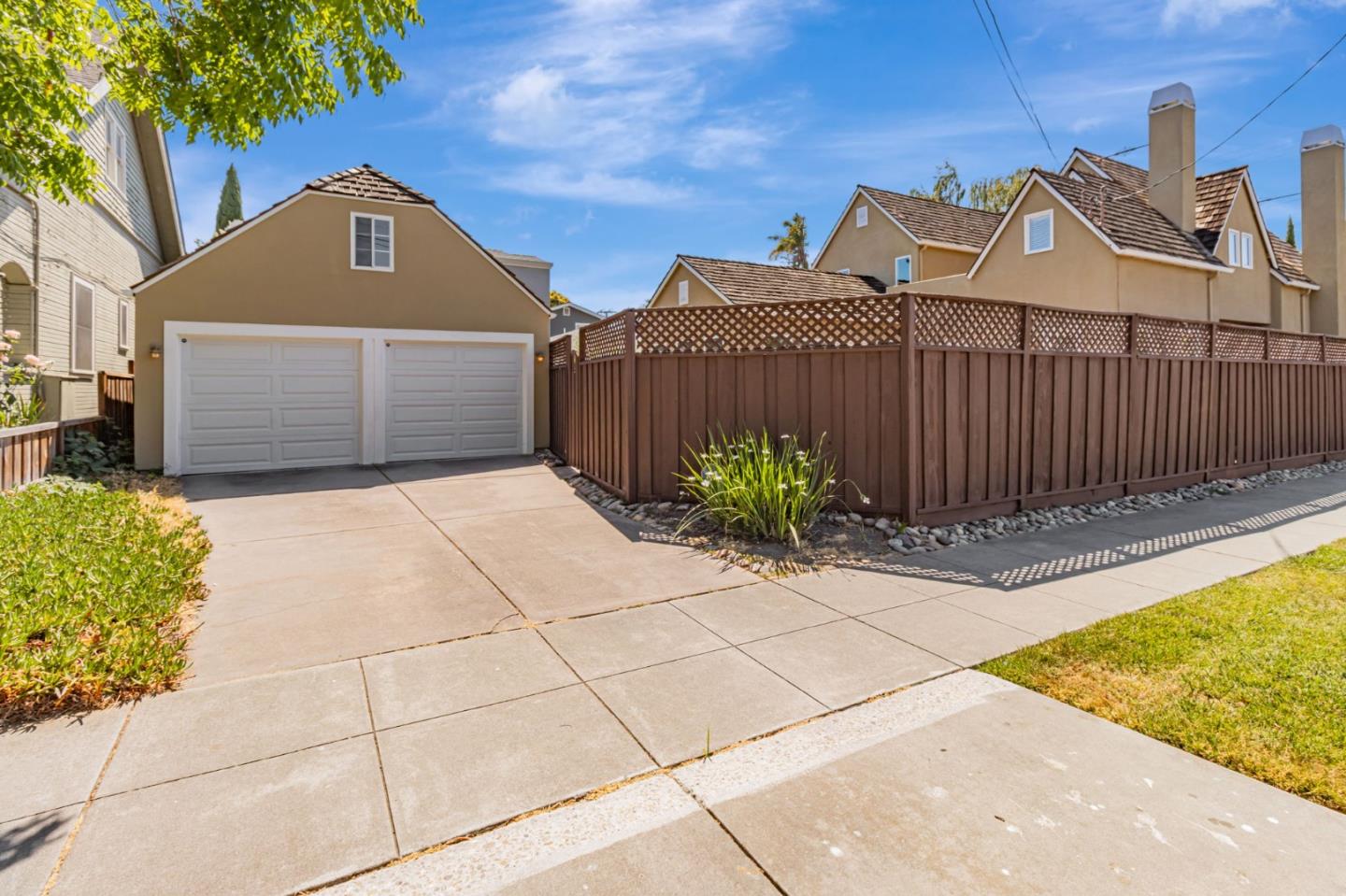 Detail Gallery Image 45 of 52 For 1304 Randol Ave, San Jose,  CA 95126 - 4 Beds | 3 Baths