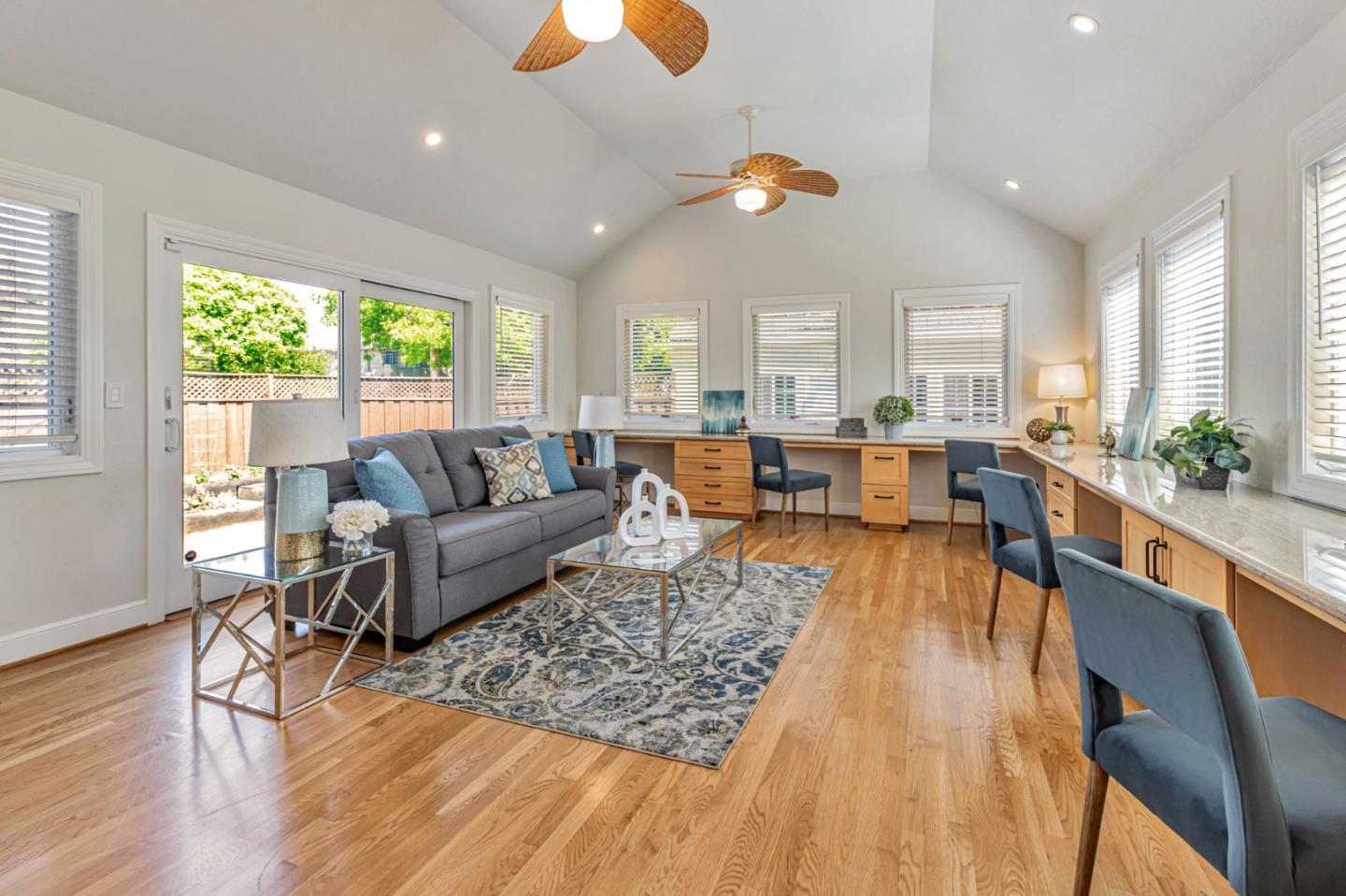 Detail Gallery Image 7 of 52 For 1304 Randol Ave, San Jose,  CA 95126 - 4 Beds | 3 Baths