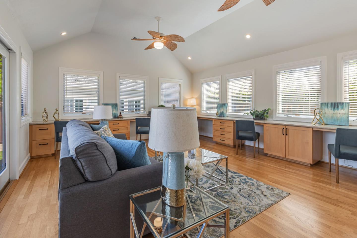 Detail Gallery Image 9 of 52 For 1304 Randol Ave, San Jose,  CA 95126 - 4 Beds | 3 Baths