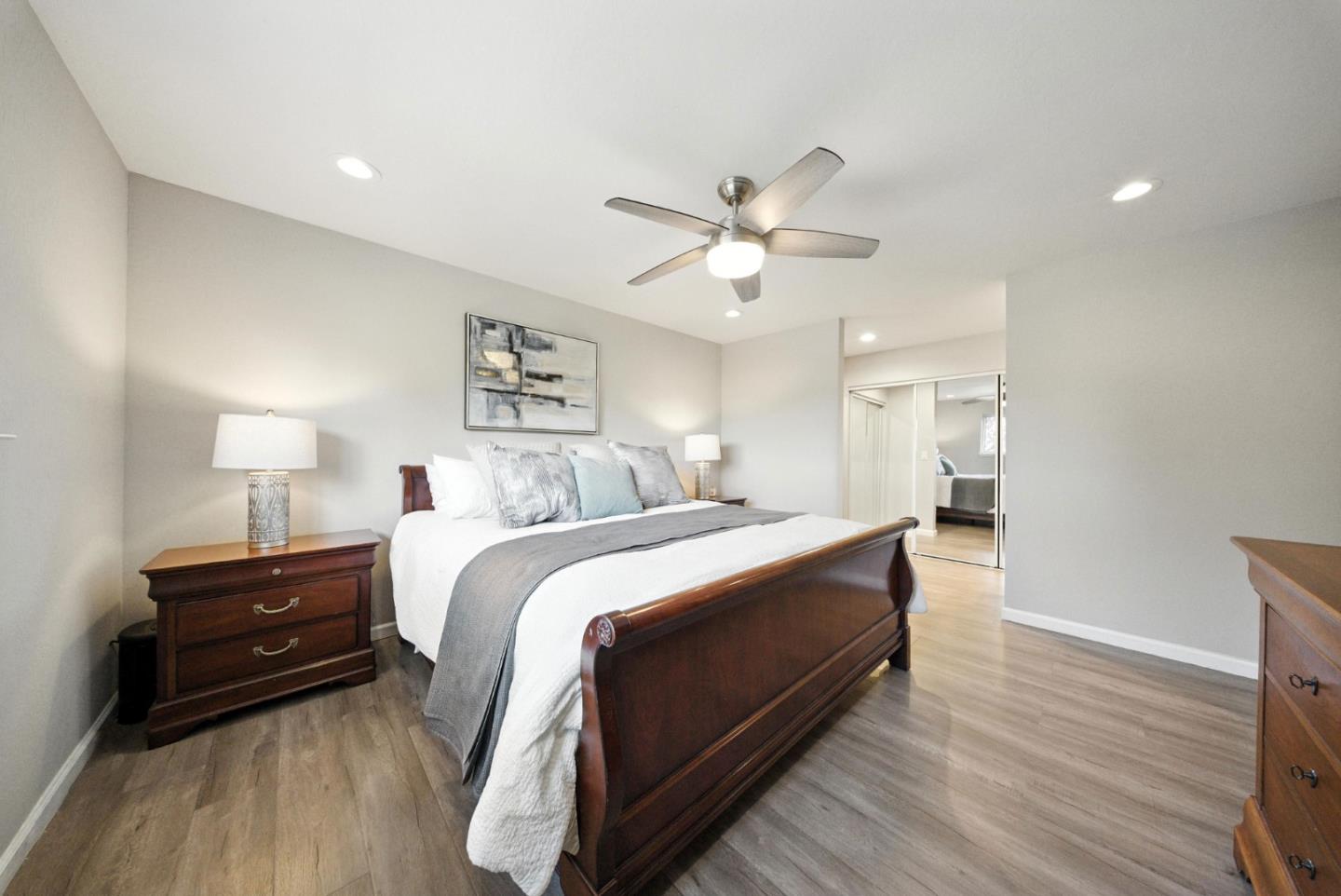 Detail Gallery Image 22 of 29 For 1574 Carmel Dr, San Jose,  CA 95125 - 4 Beds | 2/1 Baths