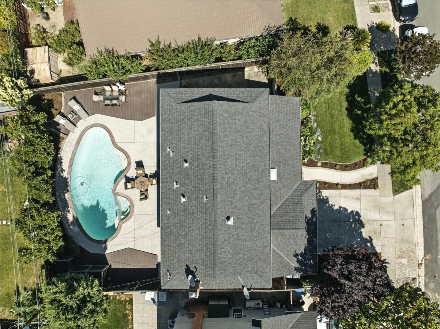 Detail Gallery Image 26 of 29 For 1574 Carmel Dr, San Jose,  CA 95125 - 4 Beds | 2/1 Baths