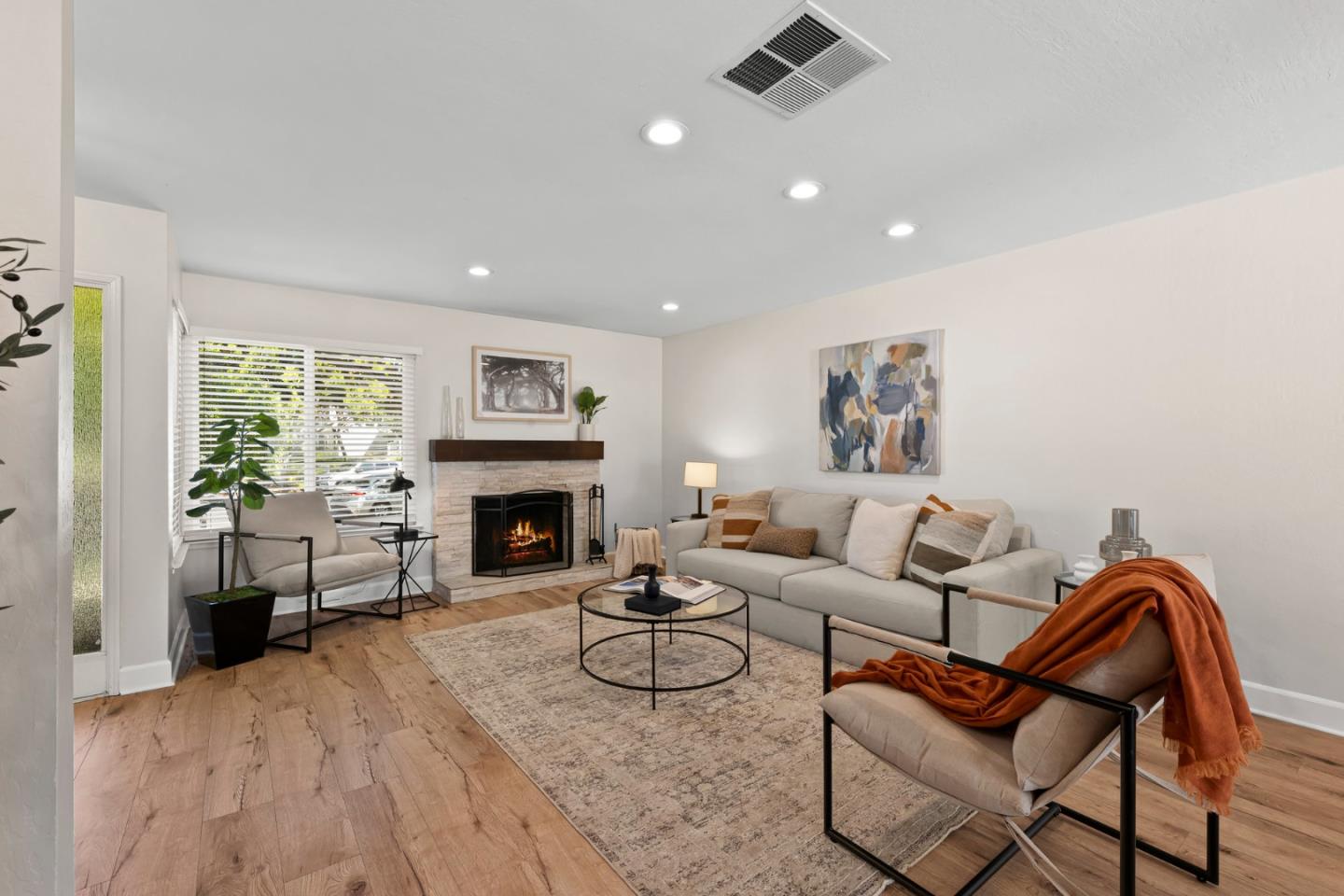 Detail Gallery Image 6 of 80 For 15072 Yosemite Way, Morgan Hill,  CA 95037 - 2 Beds | 1/1 Baths