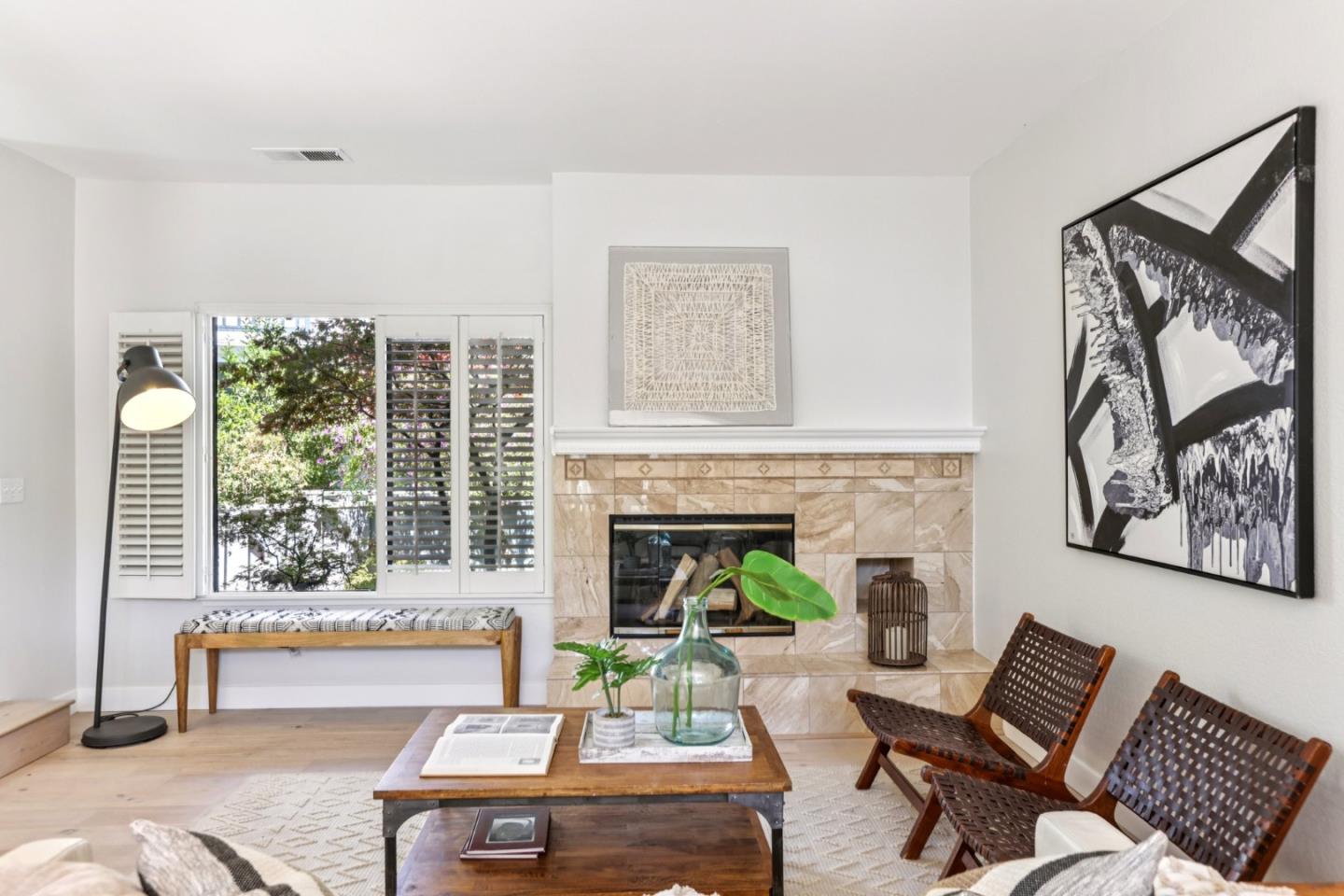 Detail Gallery Image 19 of 60 For 472 Mountain Laurel Ct, Mountain View,  CA 94043 - 2 Beds | 2/1 Baths