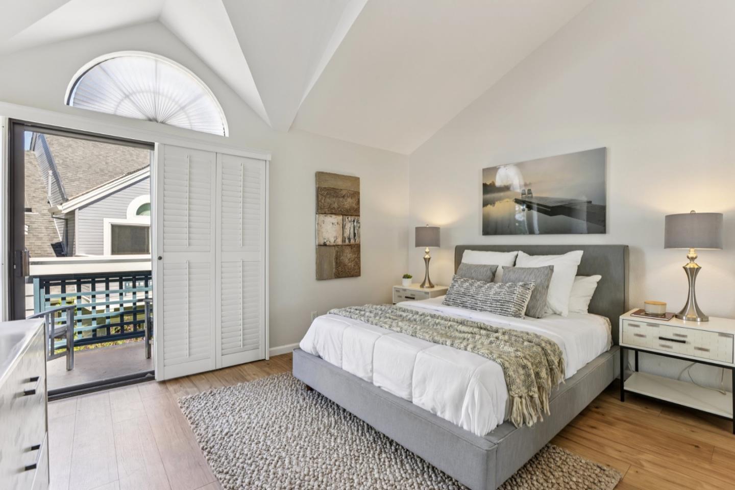Detail Gallery Image 34 of 60 For 472 Mountain Laurel Ct, Mountain View,  CA 94043 - 2 Beds | 2/1 Baths