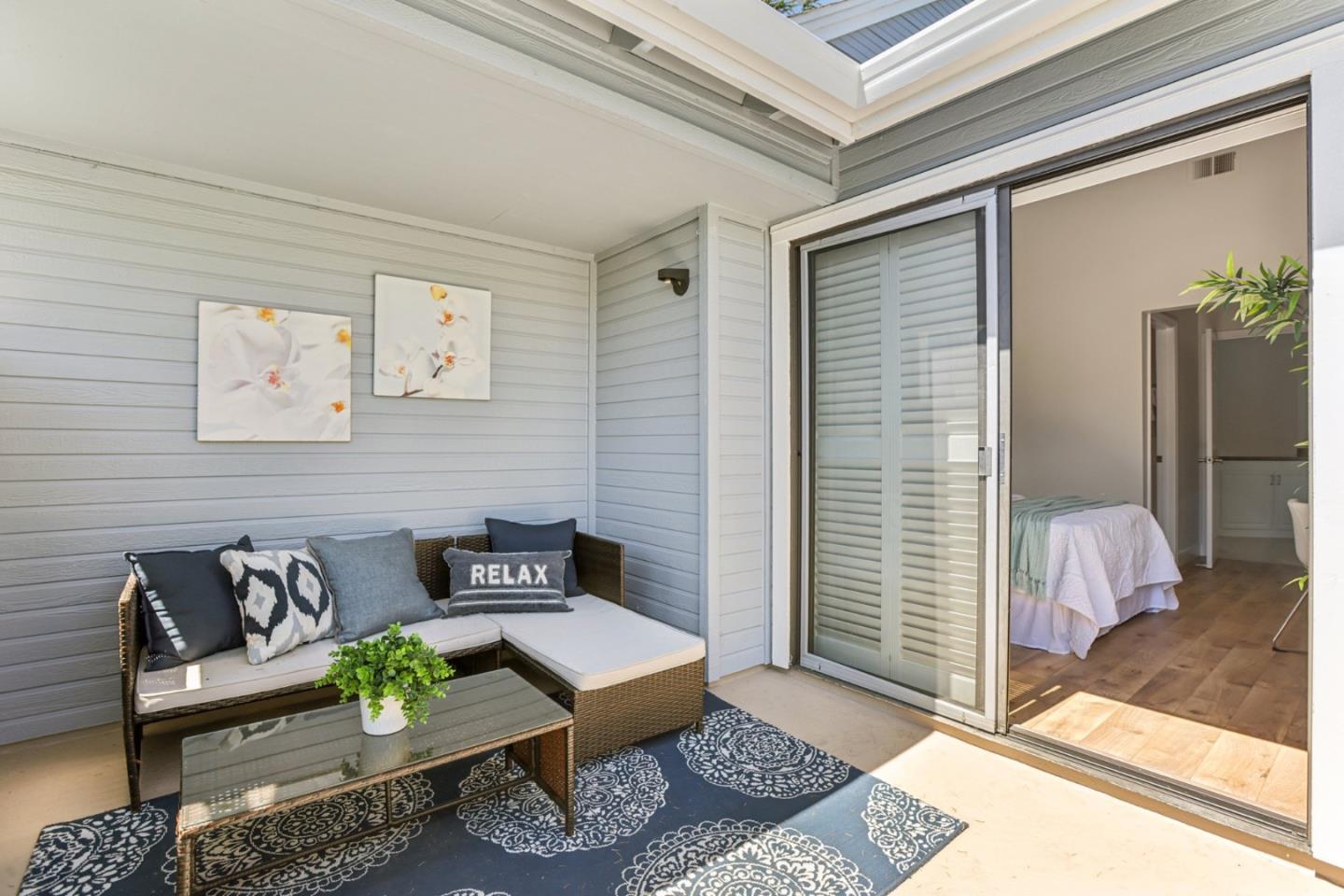Detail Gallery Image 48 of 60 For 472 Mountain Laurel Ct, Mountain View,  CA 94043 - 2 Beds | 2/1 Baths