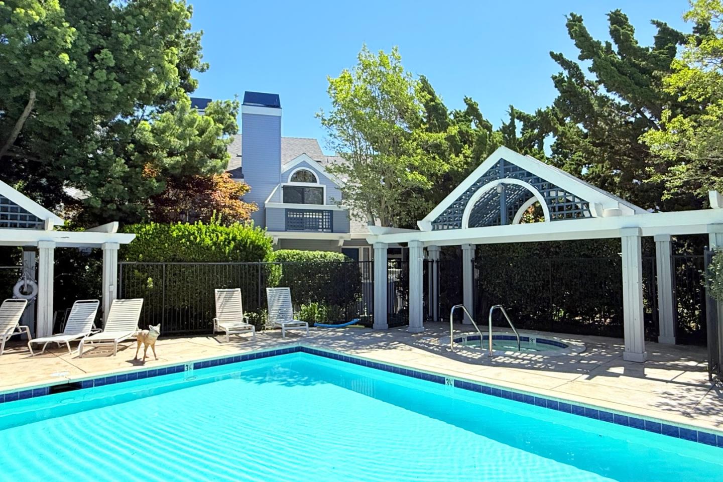 Detail Gallery Image 58 of 60 For 472 Mountain Laurel Ct, Mountain View,  CA 94043 - 2 Beds | 2/1 Baths