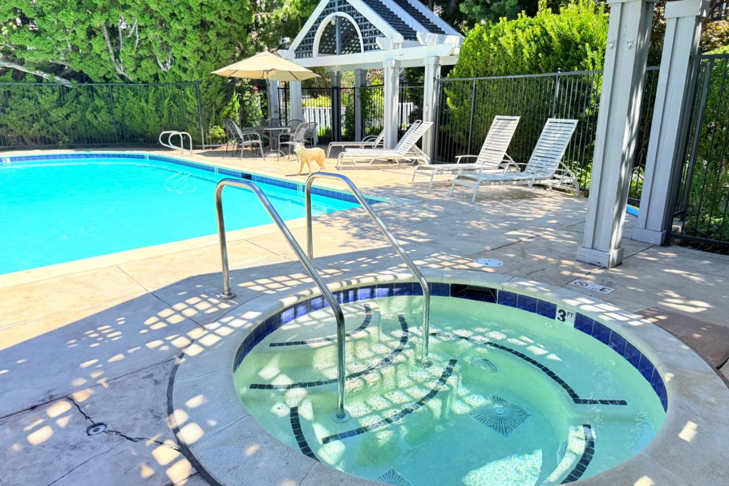 Detail Gallery Image 59 of 60 For 472 Mountain Laurel Ct, Mountain View,  CA 94043 - 2 Beds | 2/1 Baths