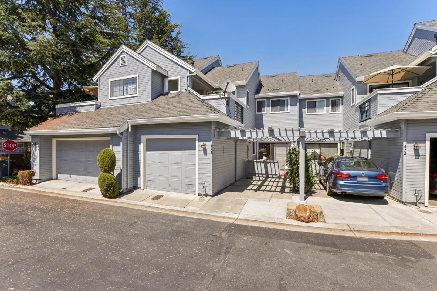 Detail Gallery Image 8 of 60 For 472 Mountain Laurel Ct, Mountain View,  CA 94043 - 2 Beds | 2/1 Baths