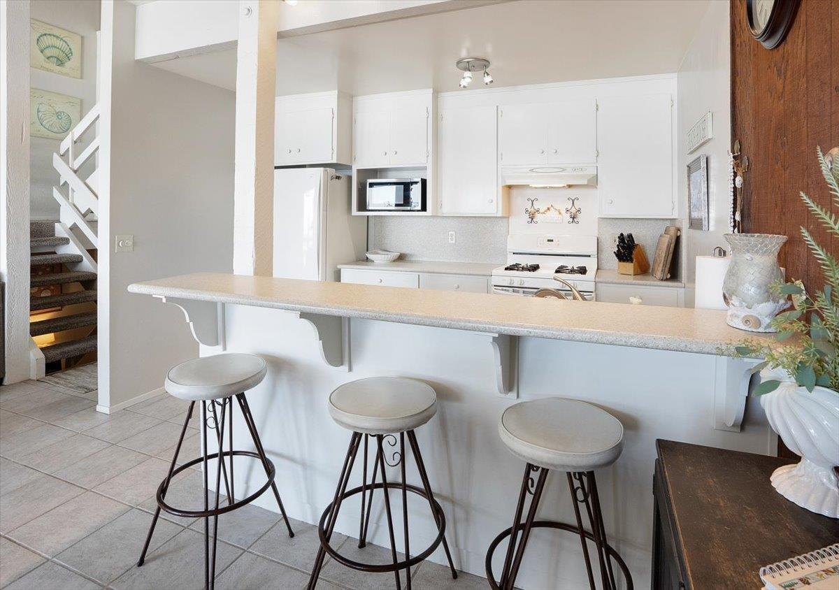 Detail Gallery Image 21 of 43 For 753 the Shoreline, La Selva Beach,  CA 95076 - 4 Beds | 4 Baths