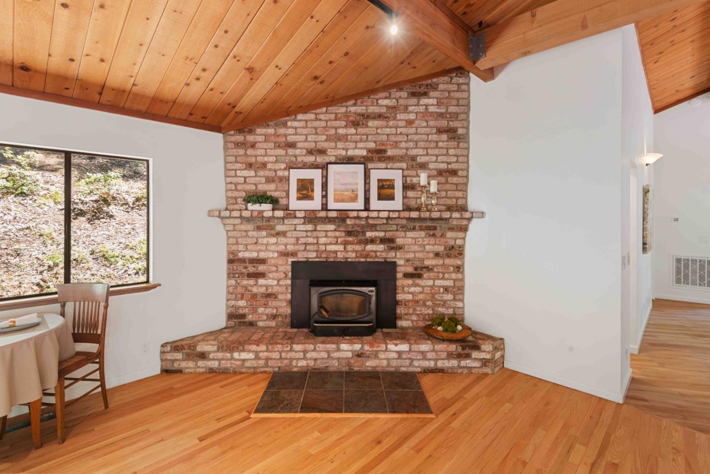 Detail Gallery Image 15 of 46 For 510 Warren Dr, Santa Cruz,  CA 95060 - 3 Beds | 2/1 Baths