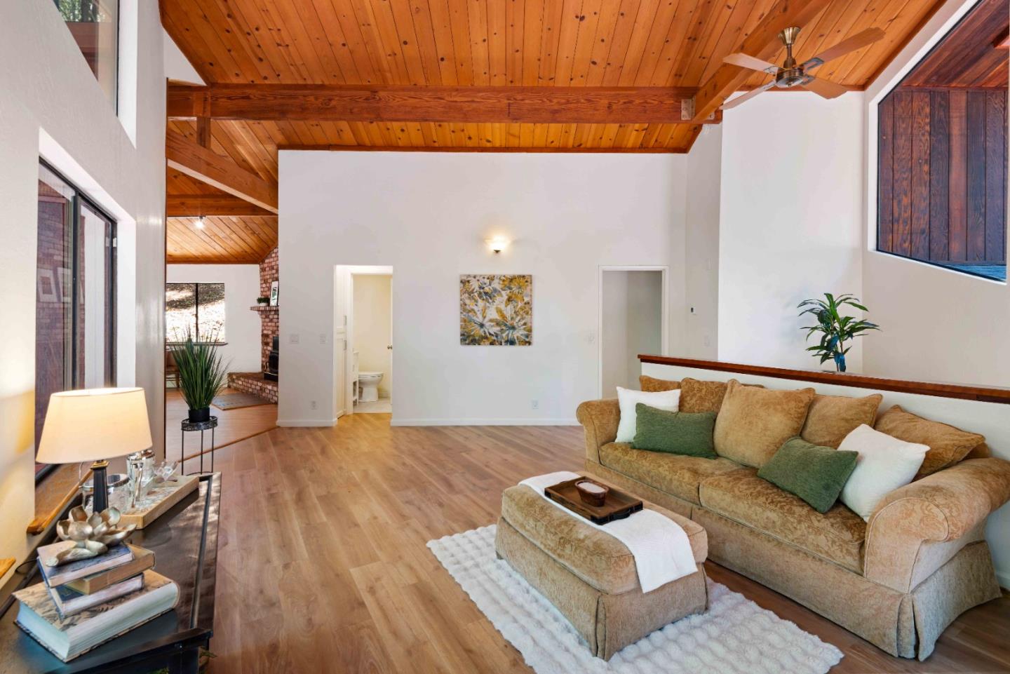 Detail Gallery Image 17 of 46 For 510 Warren Dr, Santa Cruz,  CA 95060 - 3 Beds | 2/1 Baths
