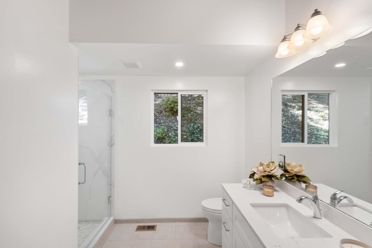 Detail Gallery Image 25 of 46 For 510 Warren Dr, Santa Cruz,  CA 95060 - 3 Beds | 2/1 Baths