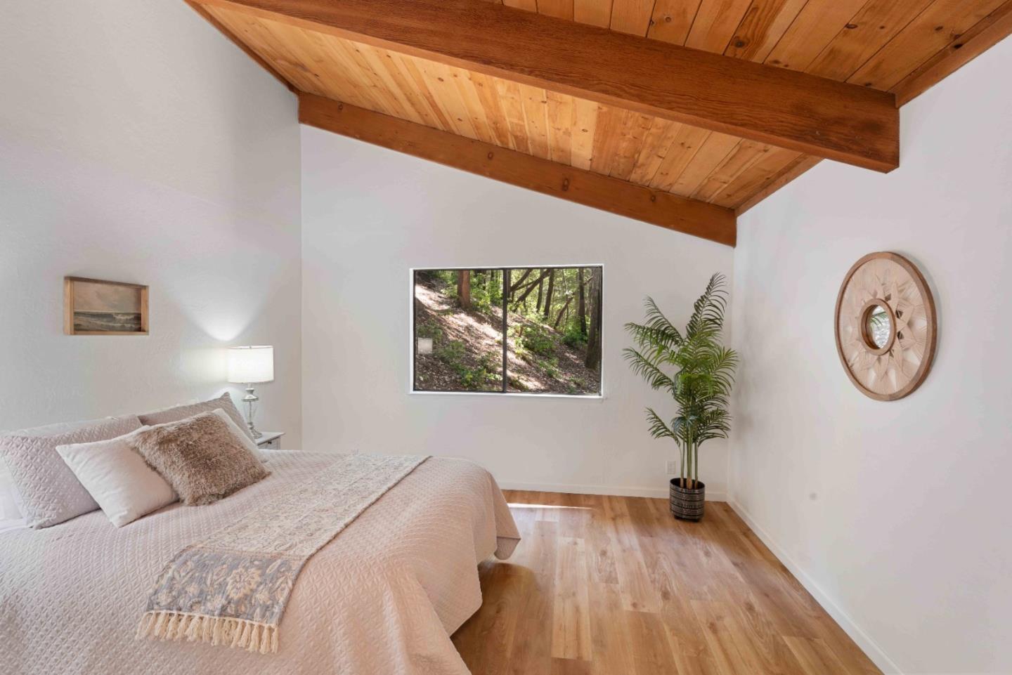 Detail Gallery Image 29 of 46 For 510 Warren Dr, Santa Cruz,  CA 95060 - 3 Beds | 2/1 Baths