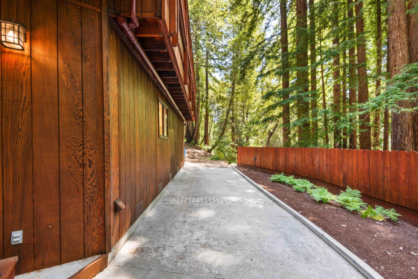 Detail Gallery Image 37 of 46 For 510 Warren Dr, Santa Cruz,  CA 95060 - 3 Beds | 2/1 Baths