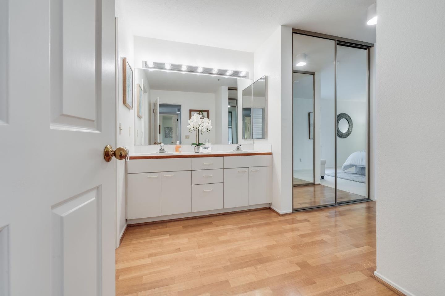 Detail Gallery Image 4 of 37 For 1300 Quarry Ct #309,  Richmond,  CA 94801 - 2 Beds | 2 Baths