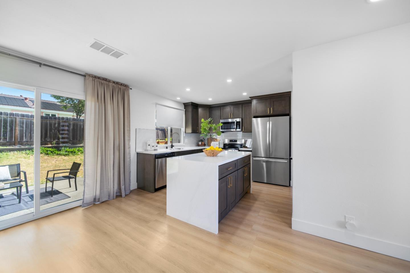 Detail Gallery Image 10 of 25 For 508 Gadwall Dr, Suisun City,  CA 94585 - 4 Beds | 2 Baths