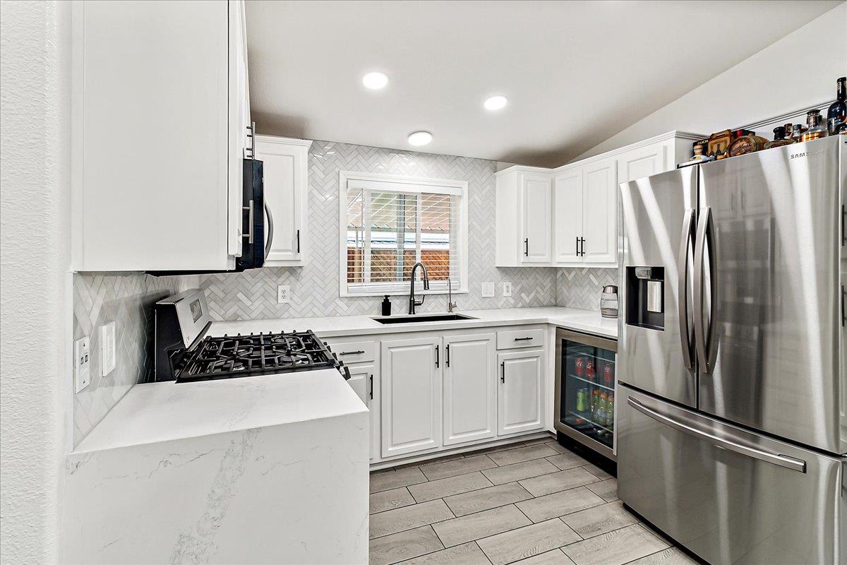 Detail Gallery Image 12 of 33 For 789 Green Valley Rd #121,  Watsonville,  CA 95076 - 3 Beds | 2 Baths