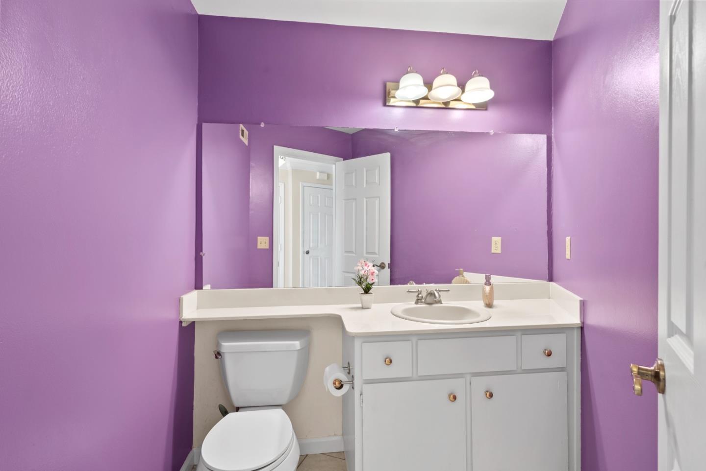 Detail Gallery Image 10 of 55 For 170 Michael Dr, Campbell,  CA 95008 - 2 Beds | 2/1 Baths