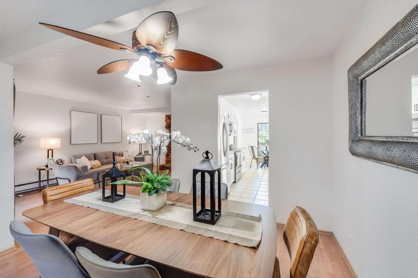 Detail Gallery Image 10 of 40 For 1122 Brewster Ave, Redwood City,  CA 94062 - 2 Beds | 2/1 Baths