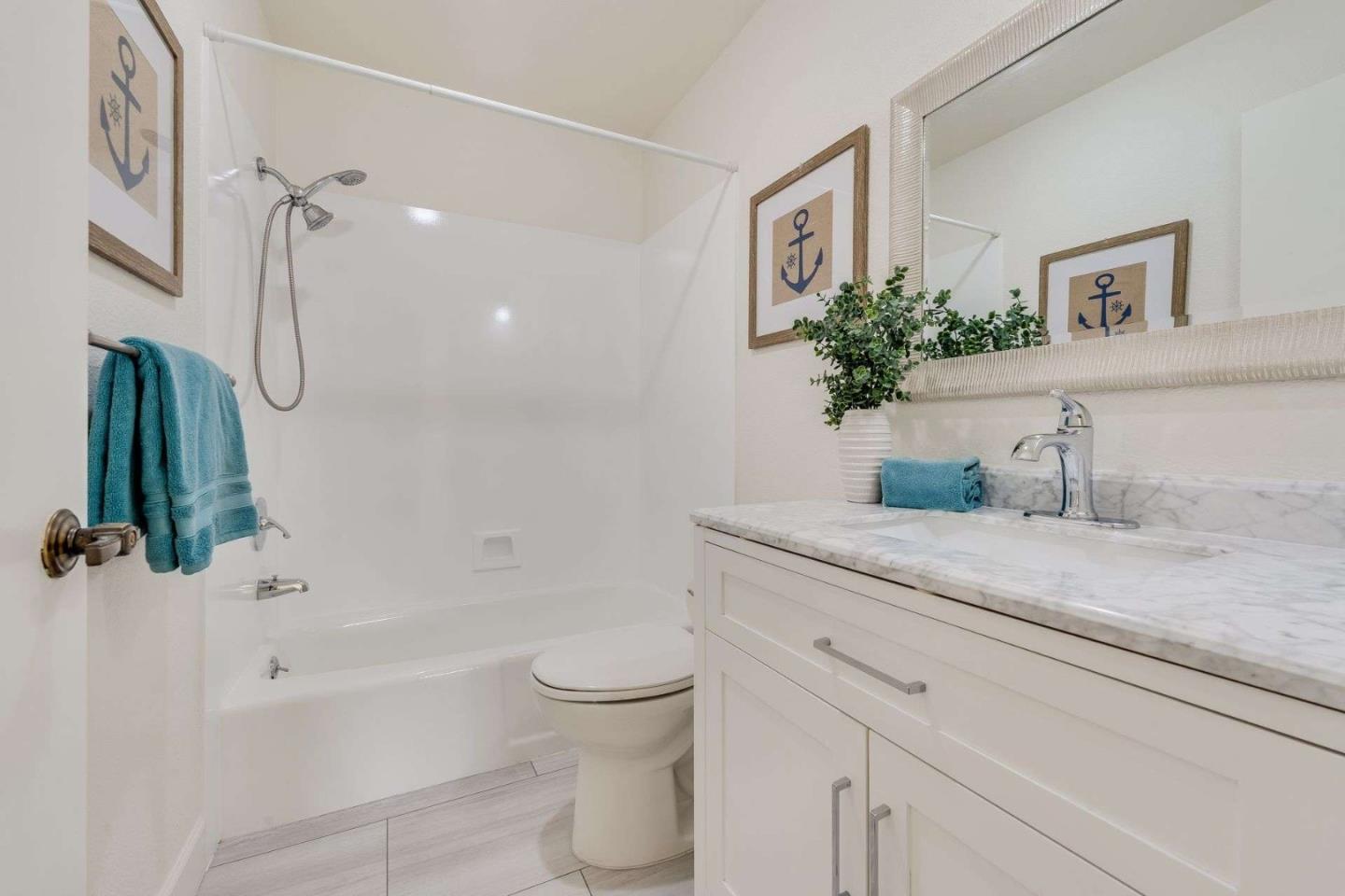Detail Gallery Image 18 of 40 For 1122 Brewster Ave, Redwood City,  CA 94062 - 2 Beds | 2/1 Baths
