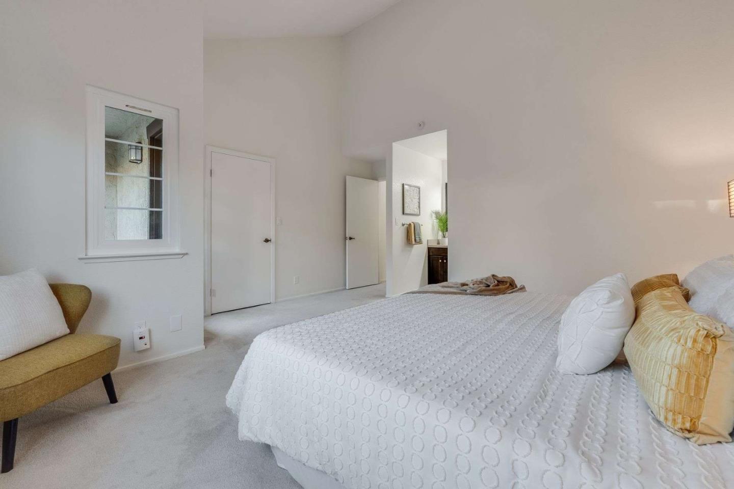 Detail Gallery Image 21 of 40 For 1122 Brewster Ave, Redwood City,  CA 94062 - 2 Beds | 2/1 Baths