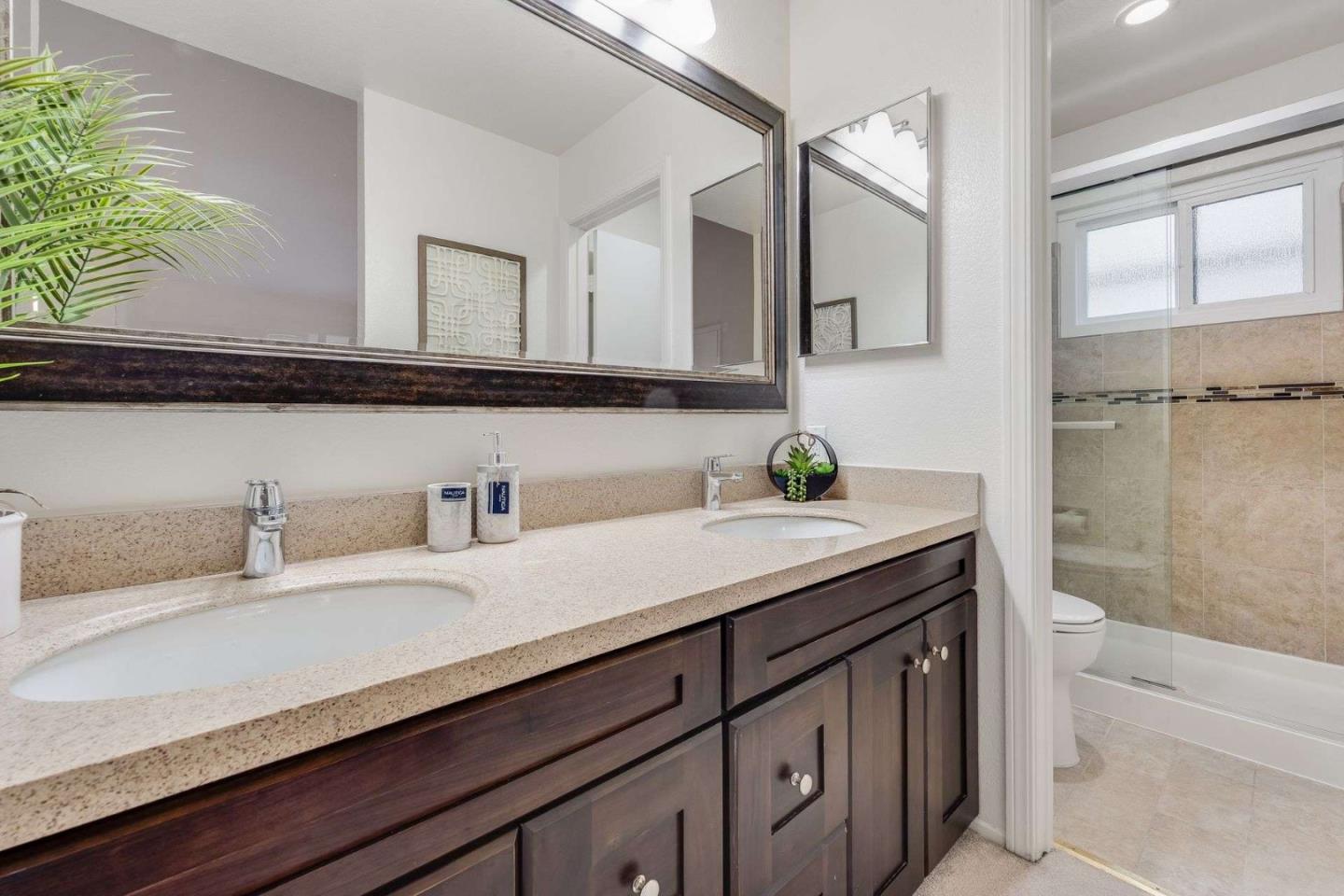 Detail Gallery Image 22 of 40 For 1122 Brewster Ave, Redwood City,  CA 94062 - 2 Beds | 2/1 Baths